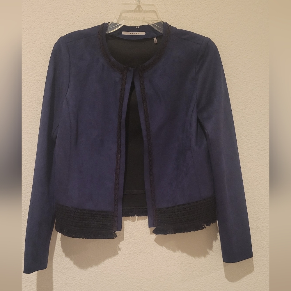 Tahari Cropped Faux Leather Navy & Black Jacket size XS office classic blazer